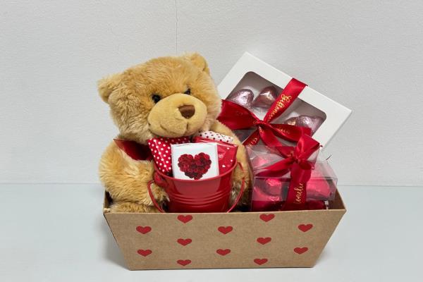 Bear hugs giftbox